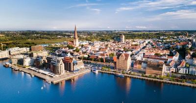 Rostock - Luftaufnahem vom Hafe