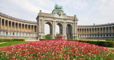 Brüssel - Blick auf den Triumphbogen im Jubelpark