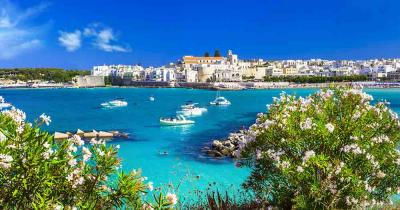 Apulien - Traumhafter Ausblick aufs Meer