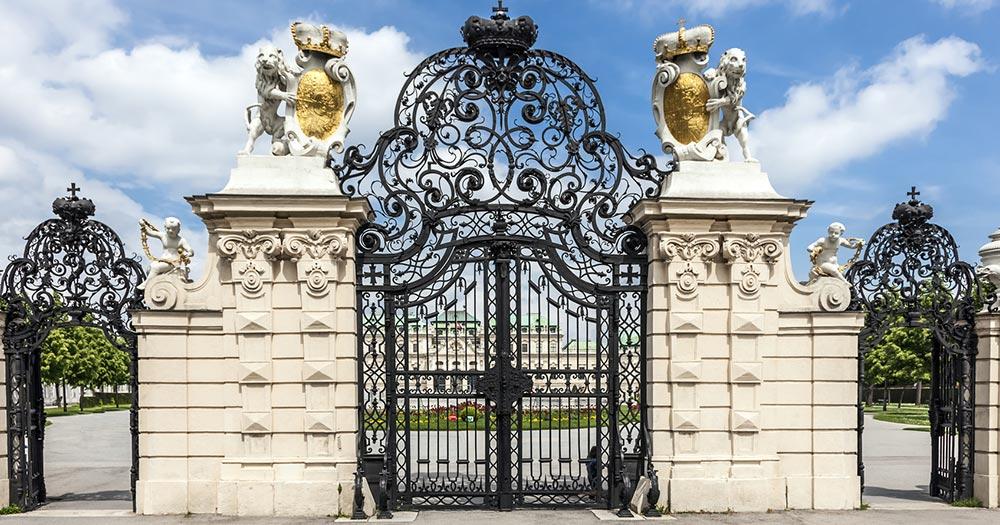 Schloss Belvedere - Portal