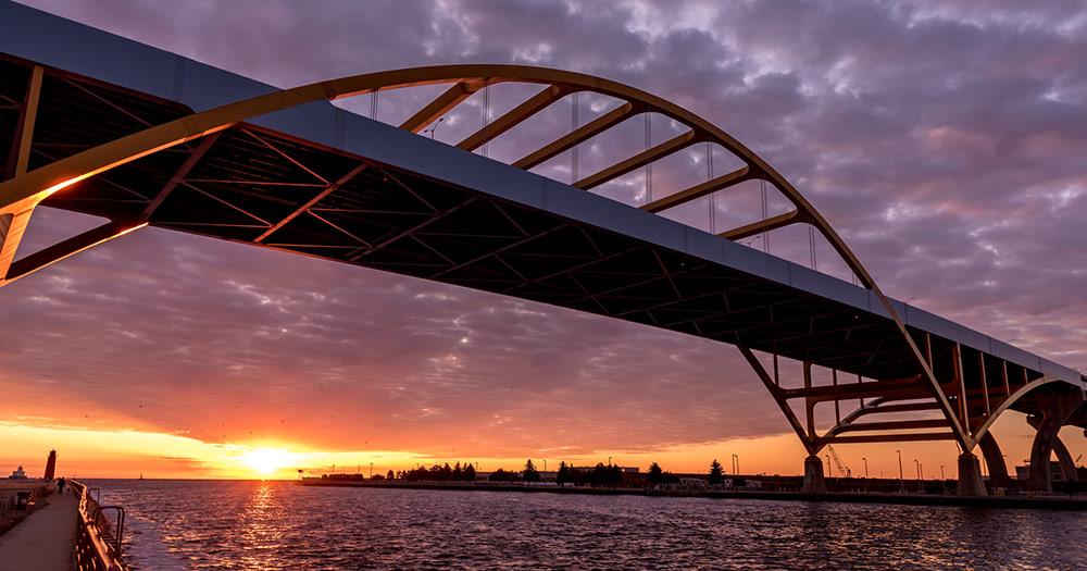 Milwaukee - Hoan Bridge