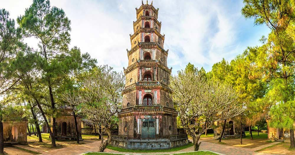 Hue - Thien Mu Pagoda