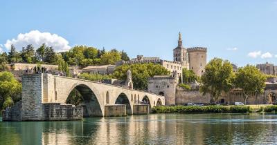 Provence - Saint Benezet bridge