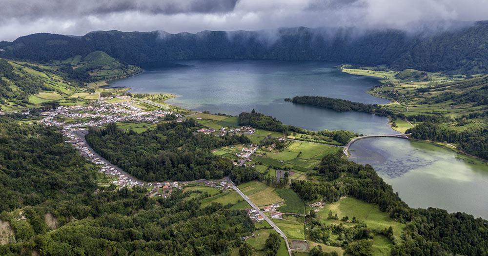 Sete Cidades / Sicht vom Aussichtspunkt Miradouro da Vista do Rei