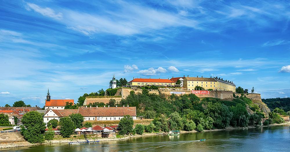 Novi Sad / die Festung Petrovaradin in Novi Sad