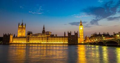 Westminster Palace / Westminster Palace bei Nacht