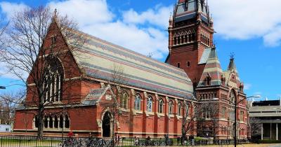 Harvard University / Memorial Hall