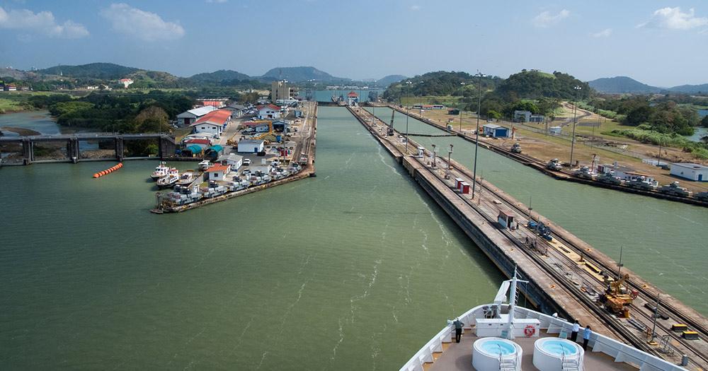 Panamakanal - Atlantischer Eingang des Panamakanals 