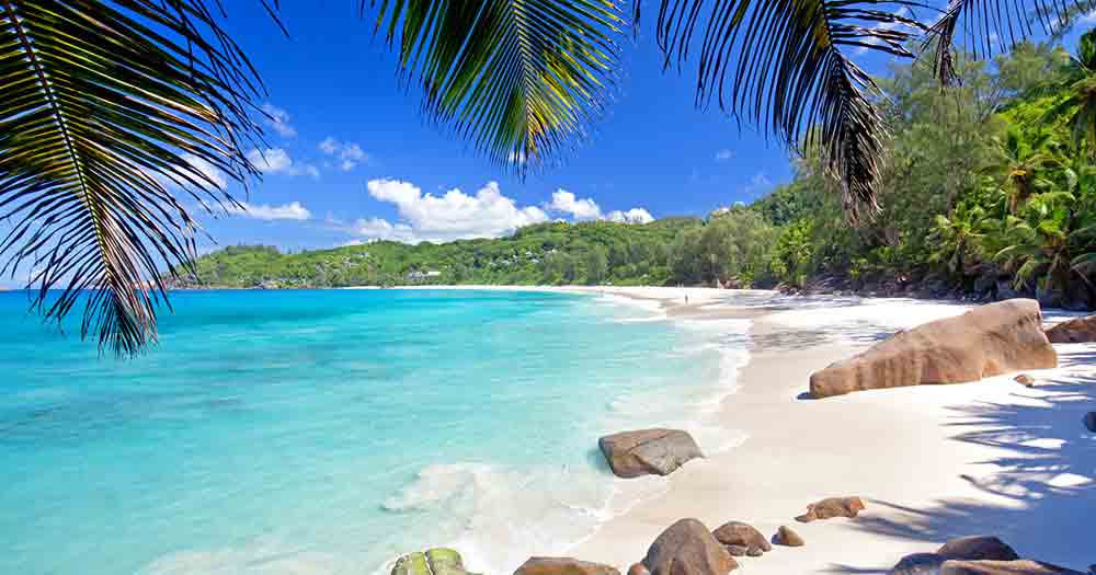 Seychellen - Ausblick auf den traumhaften Strand