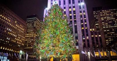 Schlittschuhlaufen am Rockefeller Center - Weihnachtsbaum