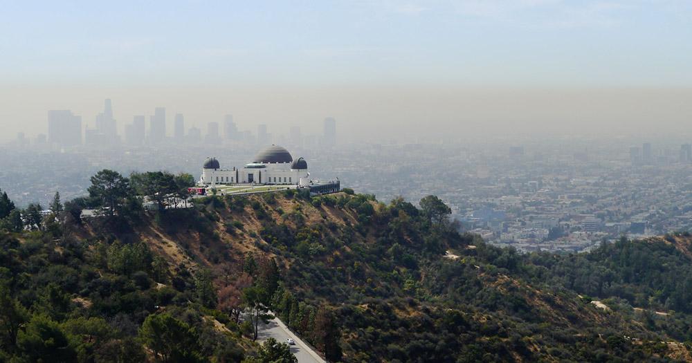 Griffith-Observatorium - mit Los Angeles Skyline
