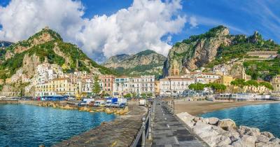 Amalfi Küste - Panoramablick vom Meer